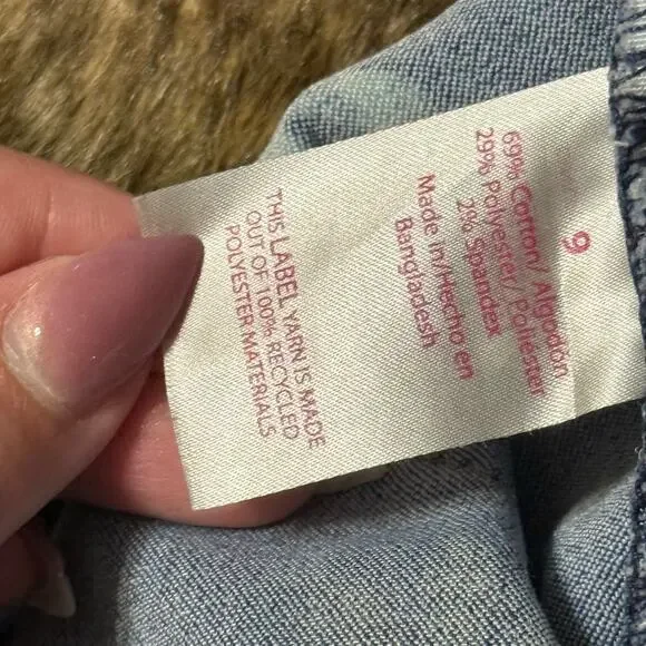 No Boundaries NOBO Daisy Print Denim Shorts • Juniors 9 • Double-Button Cuffed - Picture 10 of 10